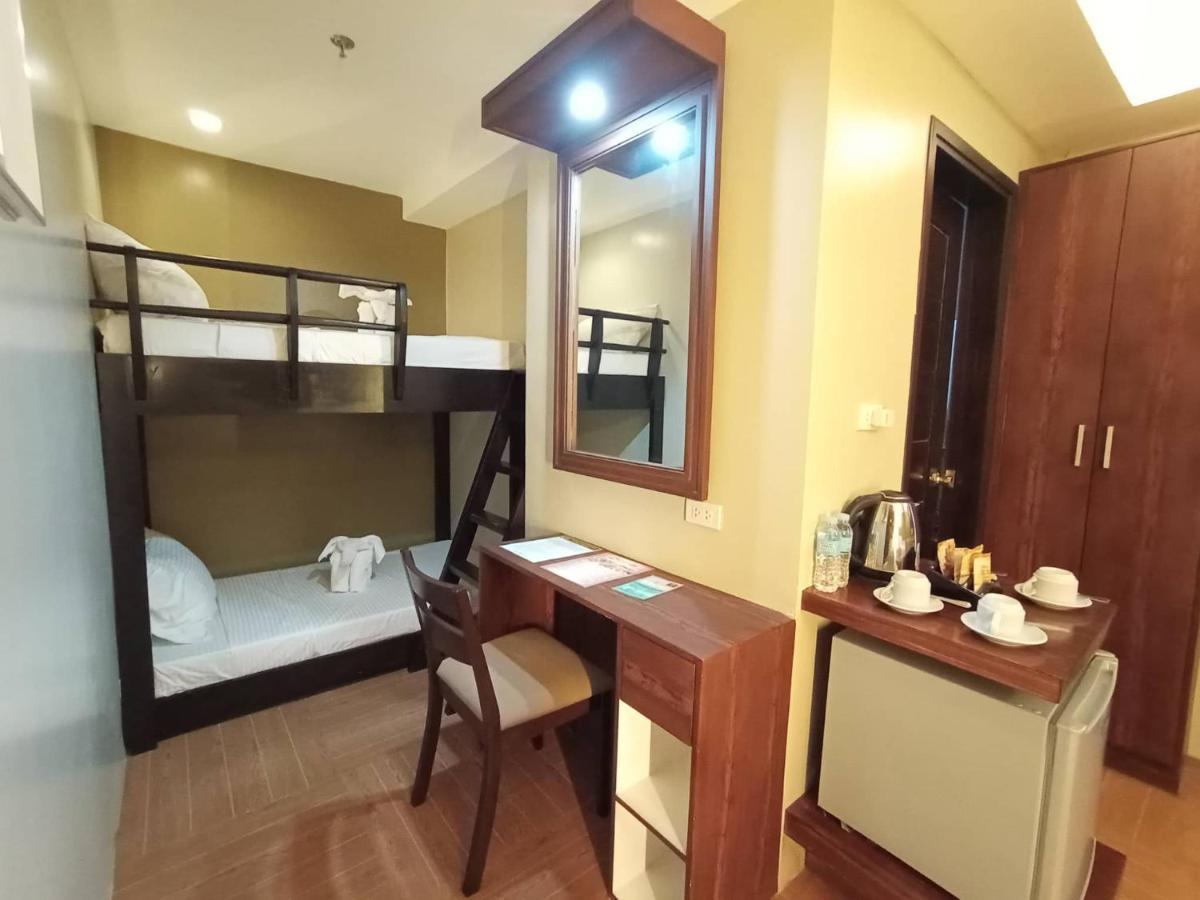 Treasure Island Hotel With Mini Water Adventure Masbate City Екстериор снимка
