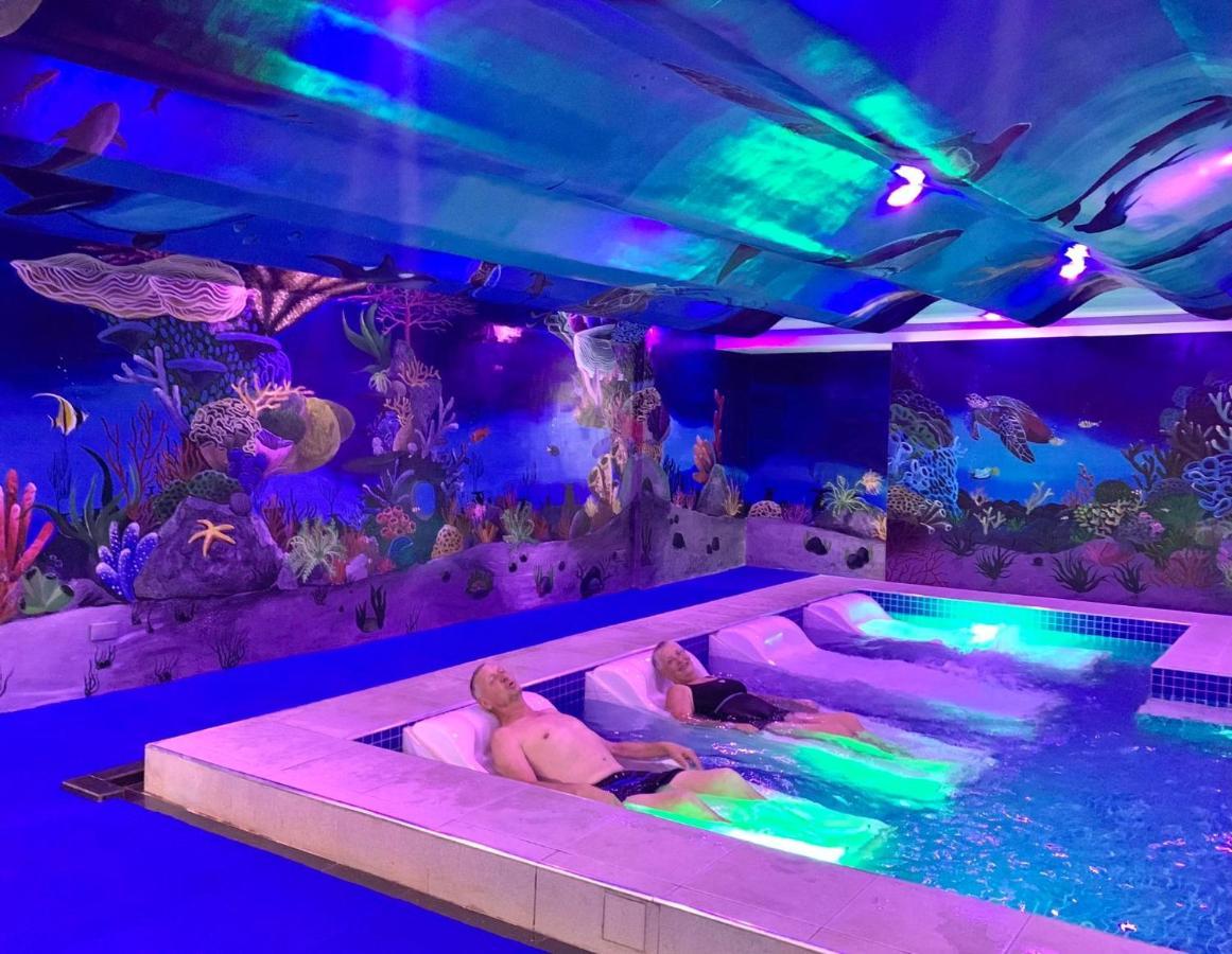 Treasure Island Hotel With Mini Water Adventure Masbate City Екстериор снимка